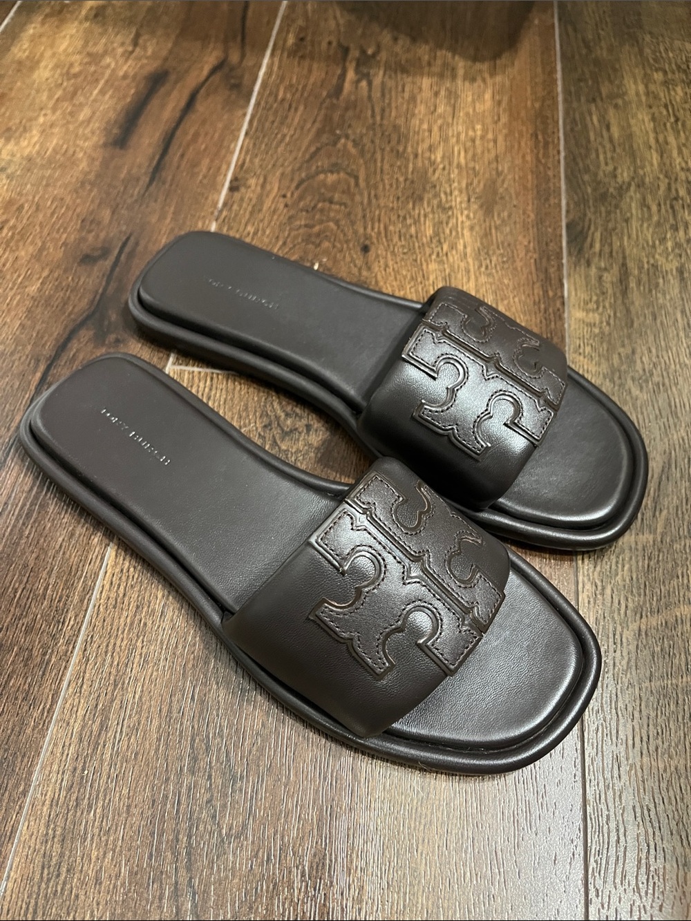 Tory Burch Double-T Sport Slide Sanda Embossed Logo Leather Slide